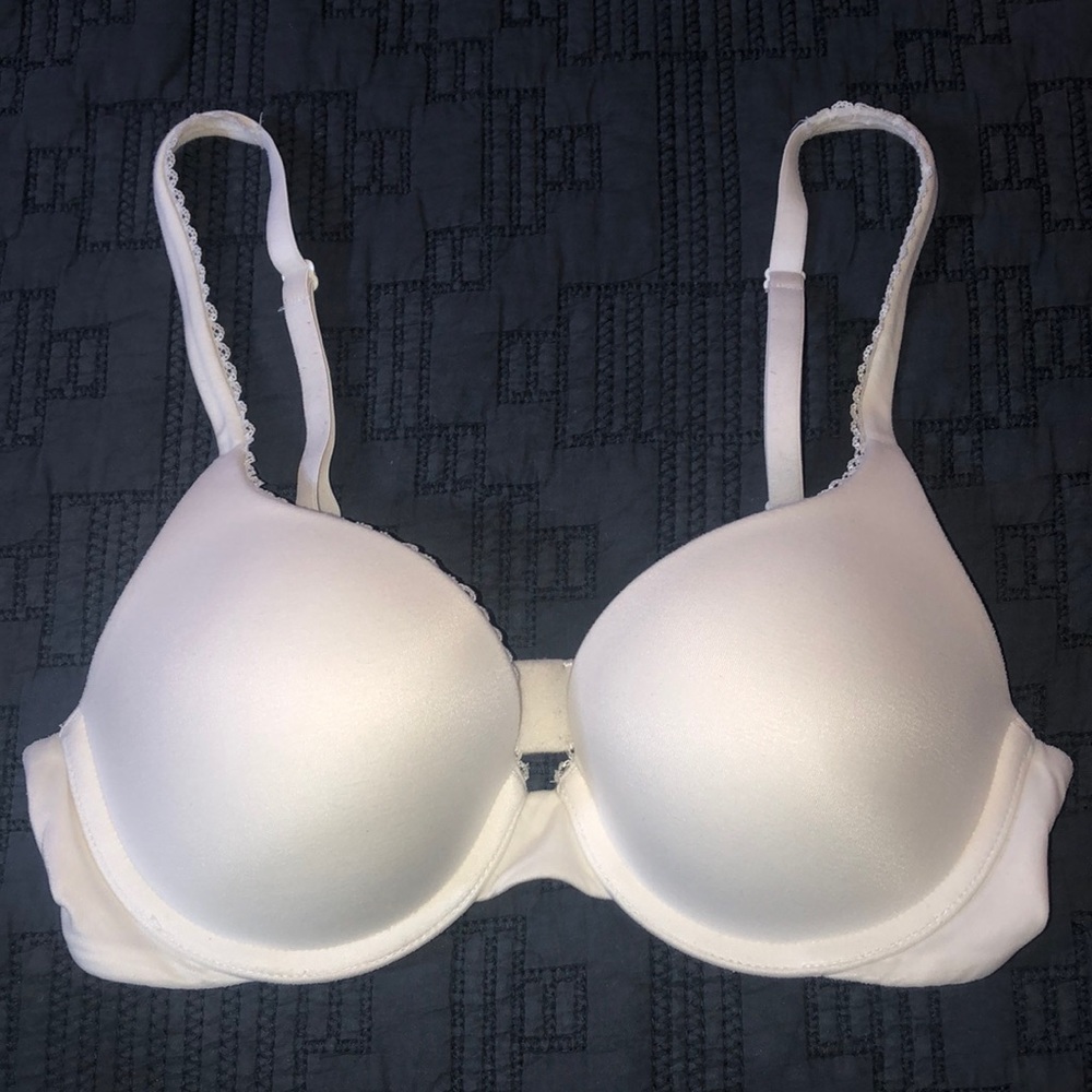 Victoria’s Secret bra